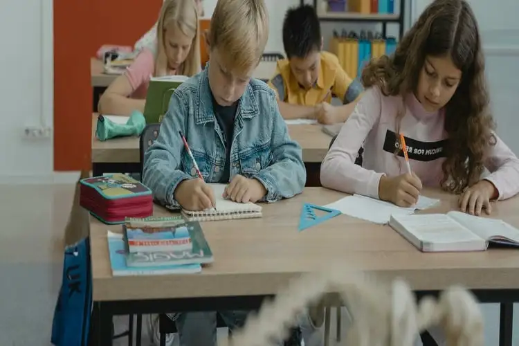 לימודי אנגלית — מסלול חודשי